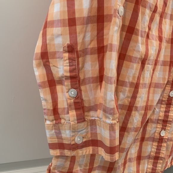 Like new Pendleton 100% cotton button down shirt 3/4 sleeve, great quality - Picture 4 of 4